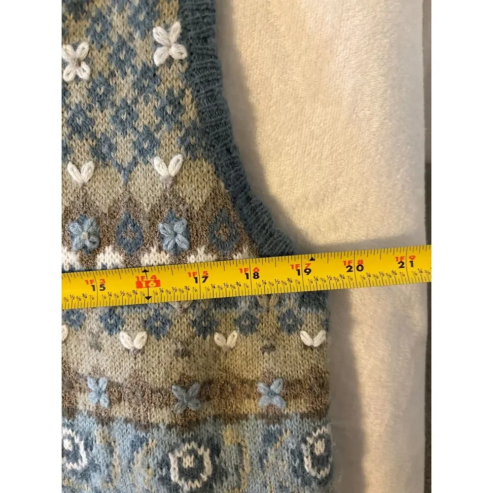 VTG Style Koret Fair Isle Sweater Vest Blue Tan Floral‎ Pearl Button M Academia